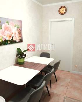 2-к квартира, вторичка, 67м2, 1/10 этаж