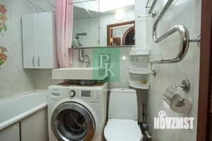 2-к квартира, вторичка, 43м2, 1/5 этаж