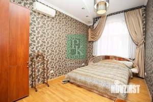 2-к квартира, вторичка, 70м2, 4/4 этаж