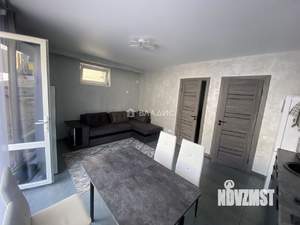 2-к квартира, вторичка, 43м2, 1/4 этаж