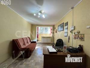 3-к квартира, вторичка, 61м2, 1/5 этаж