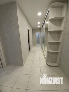 2-к квартира, вторичка, 64м2, 1/10 этаж