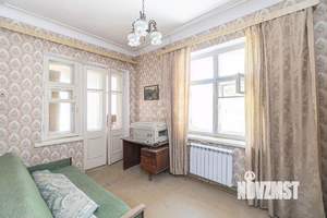 3-к квартира, вторичка, 70м2, 1/2 этаж