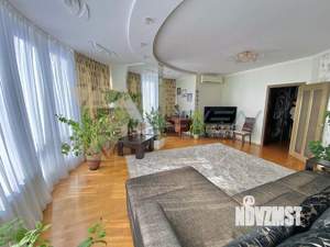 2-к квартира, вторичка, 90м2, 11/11 этаж