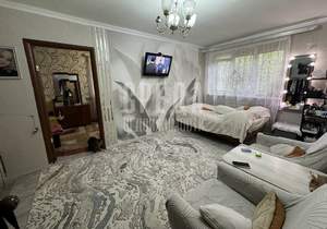 2-к квартира, вторичка, 44м2, 1/5 этаж