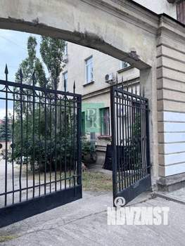 2-к квартира, вторичка, 52м2, 1/3 этаж