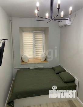 2-к квартира, вторичка, 43м2, 1/4 этаж
