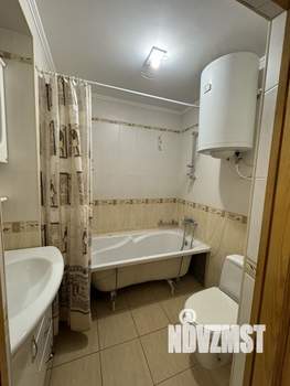 2-к квартира, вторичка, 58м2, 1/5 этаж