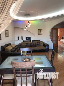 3-к квартира, вторичка, 100м2, 4/5 этаж