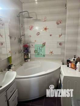 2-к квартира, вторичка, 56м2, 1/9 этаж