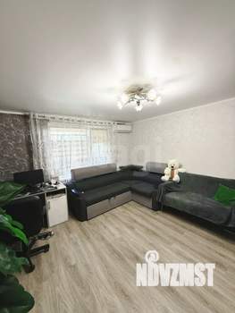 4-к квартира, вторичка, 76м2, 1/10 этаж
