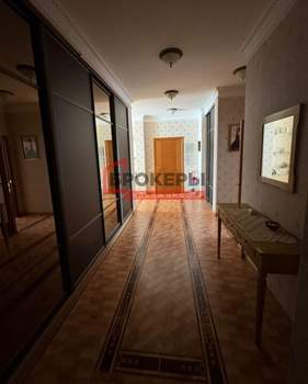 3-к квартира, вторичка, 183м2, 7/9 этаж