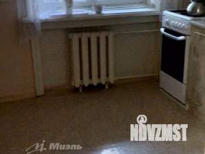 2-к квартира, вторичка, 60м2, 1/3 этаж