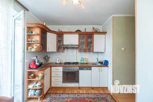2-к квартира, вторичка, 52м2, 4/5 этаж