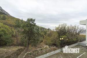 2-к квартира, вторичка, 67м2, 1/2 этаж