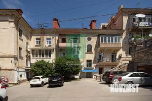 3-к квартира, вторичка, 68м2, 1/3 этаж