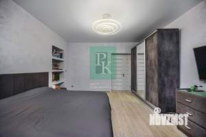 4-к квартира, вторичка, 102м2, 2/2 этаж