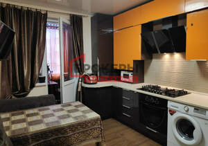 2-к квартира, вторичка, 74м2, 1/10 этаж