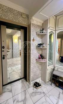 3-к квартира, вторичка, 82м2, 1/5 этаж