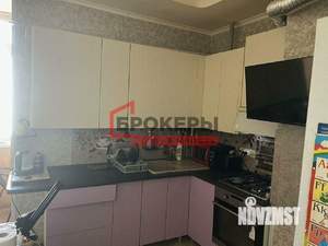 2-к квартира, вторичка, 56м2, 1/9 этаж