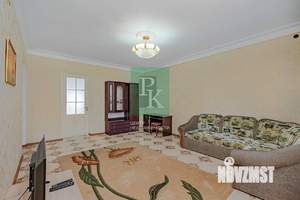 2-к квартира, вторичка, 65м2, 3/4 этаж