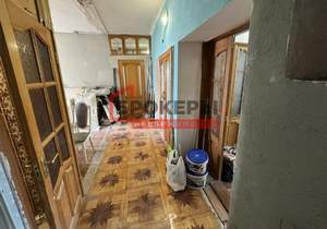 3-к квартира, вторичка, 100м2, 2/3 этаж