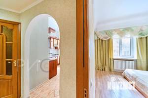 2-к квартира, вторичка, 64м2, 1/2 этаж