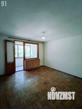 4-к квартира, вторичка, 100м2, 1/5 этаж