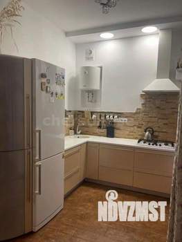 2-к квартира, вторичка, 60м2, 3/3 этаж