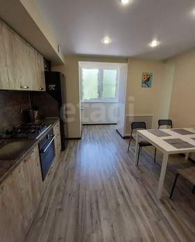 3-к квартира, вторичка, 81м2, 1/5 этаж