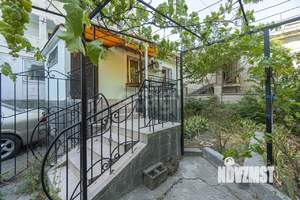 2-к квартира, вторичка, 111м2, 1/5 этаж