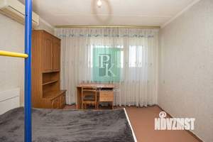 3-к квартира, вторичка, 74м2, 9/9 этаж