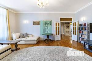 4-к квартира, вторичка, 165м2, 5/6 этаж
