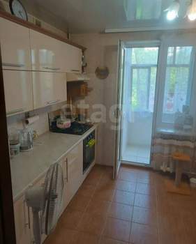 3-к квартира, вторичка, 65м2, 3/5 этаж