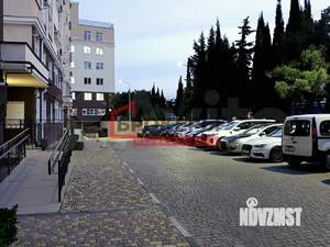 2-к квартира, вторичка, 58м2, 1/9 этаж