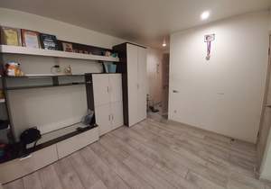 2-к квартира, вторичка, 42м2, 1/5 этаж
