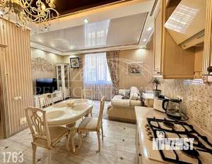 2-к квартира, вторичка, 85м2, 2/4 этаж