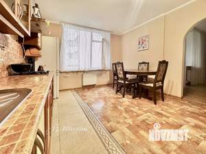 2-к квартира, вторичка, 80м2, 3/10 этаж