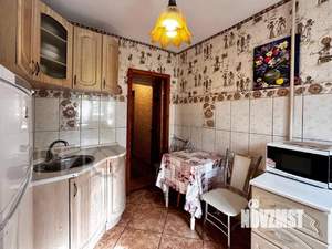 2-к квартира, вторичка, 53м2, 1/5 этаж