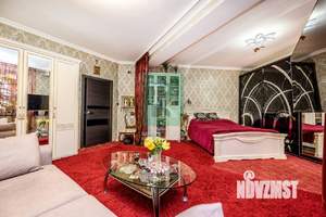 1-к квартира, вторичка, 64м2, 1/5 этаж
