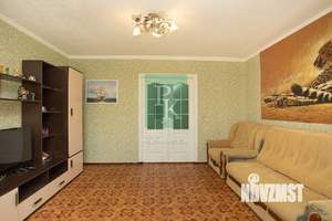 2-к квартира, вторичка, 63м2, 5/5 этаж