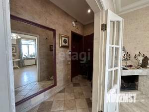 4-к квартира, вторичка, 97м2, 1/2 этаж