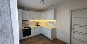 2-к квартира, вторичка, 72м2, 1/8 этаж