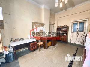 3-к квартира, вторичка, 68м2, 2/2 этаж