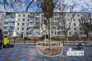 2-к квартира, вторичка, 60м2, 1/5 этаж