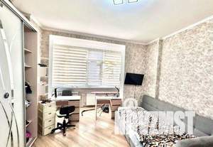 2-к квартира, вторичка, 56м2, 1/10 этаж