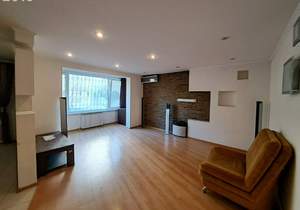 3-к квартира, вторичка, 80м2, 1/9 этаж