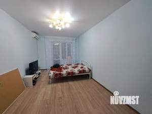 3-к квартира, вторичка, 74м2, 1/2 этаж