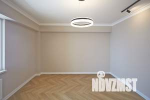 2-к квартира, вторичка, 64м2, 1/9 этаж