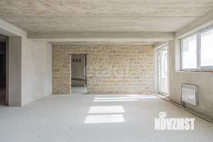 3-к квартира, вторичка, 105м2, 1/3 этаж